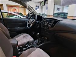 میتسوبیشی L200